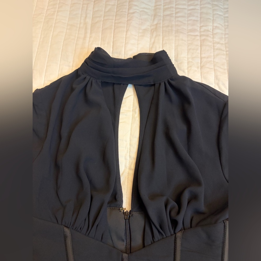Oh Polly Joelene Long Sleeve Plunge Neck Mini Dress in Black NWT - Picture 8 of 12